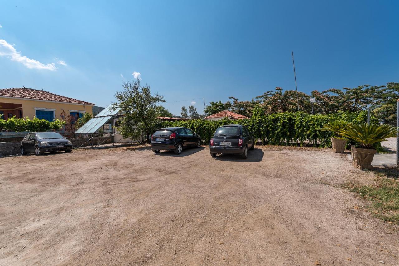 Pavlimari Studios Pyrgi Thermis Bagian luar foto
