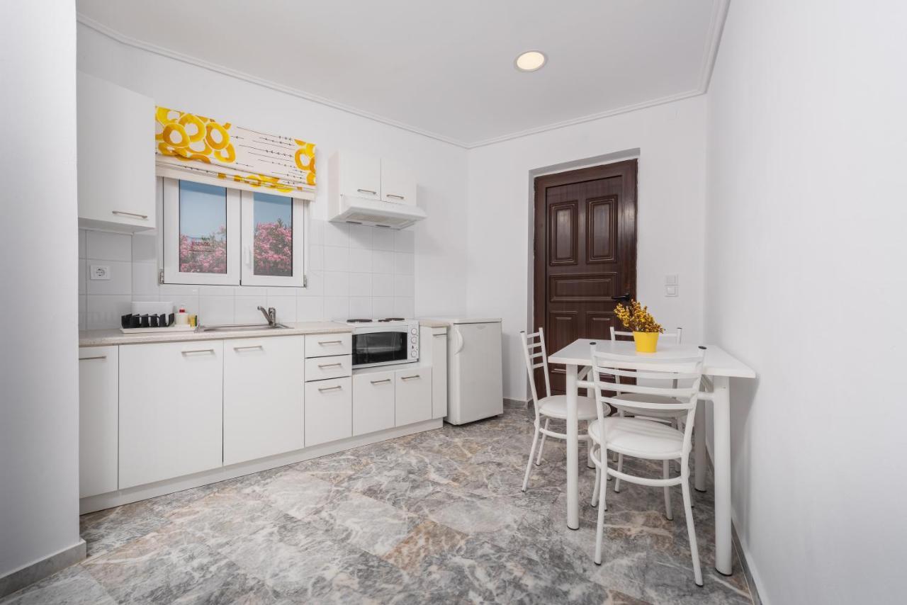 Pavlimari Studios Pyrgi Thermis Bagian luar foto